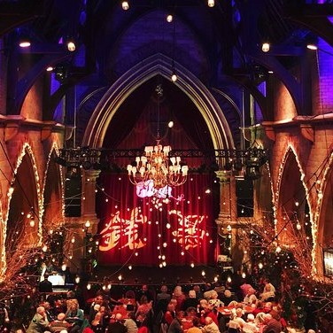 Brick Lane Christmas Wonderland (Lunch & Show)
